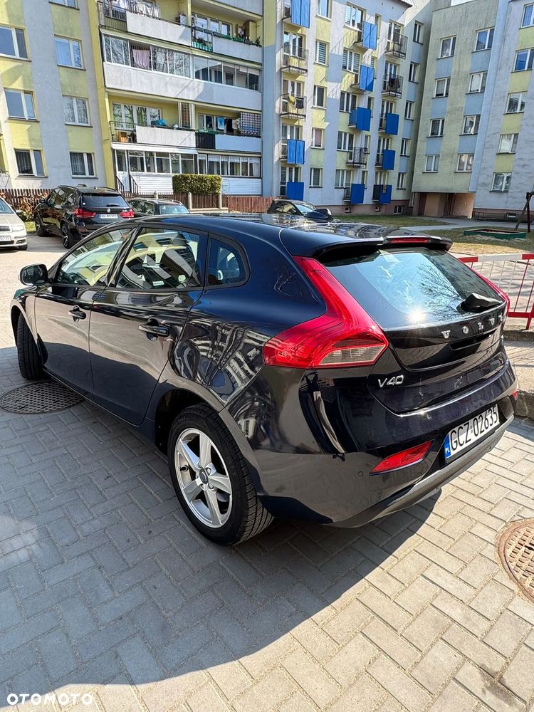 Volvo V40 D2 Drive-E Momentum - 6