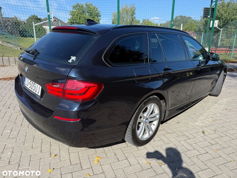 BMW Seria 5 530d xDrive - 16