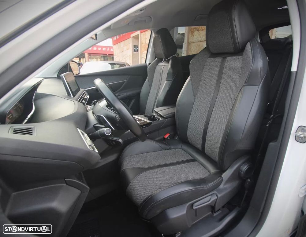 Peugeot 3008 - 8