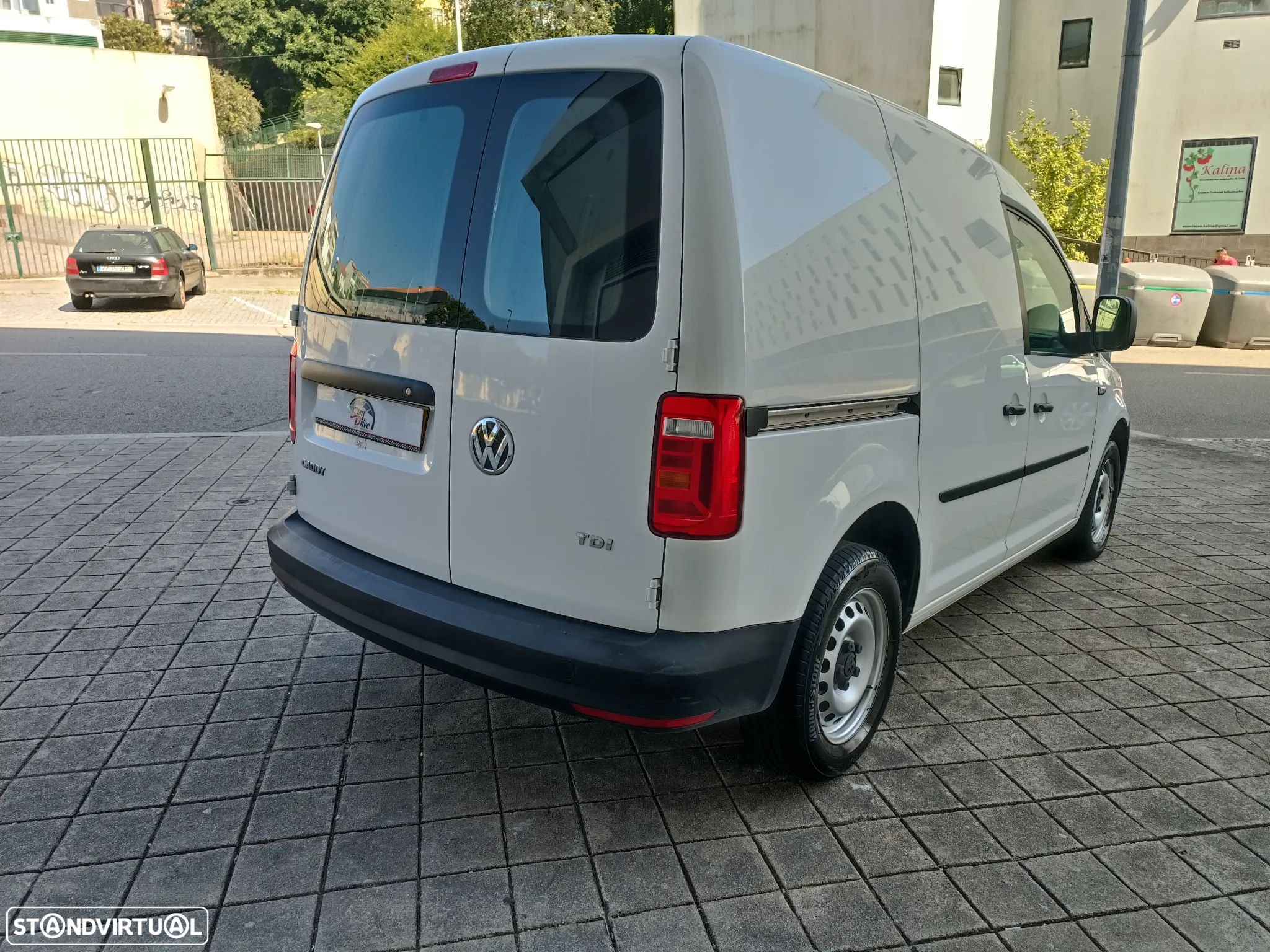 VW CADDY 2.0 TDI apenas 180 mil , nova - 7