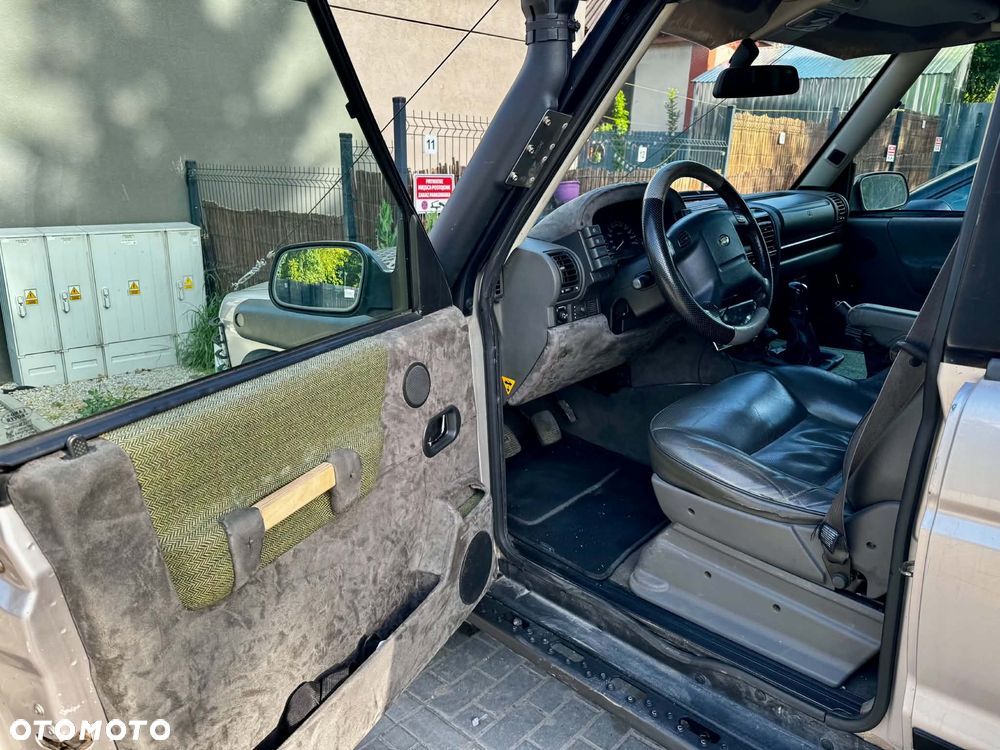Land Rover Discovery 2.5 TD E - 24