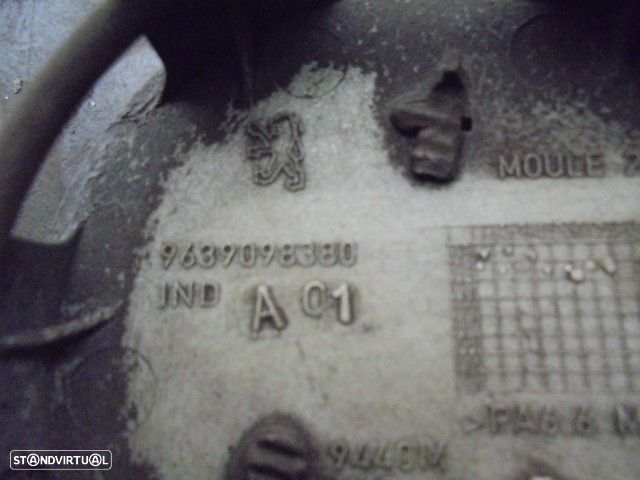 TAPACUBOS PEUGEOT 307 CC 2004 - 4