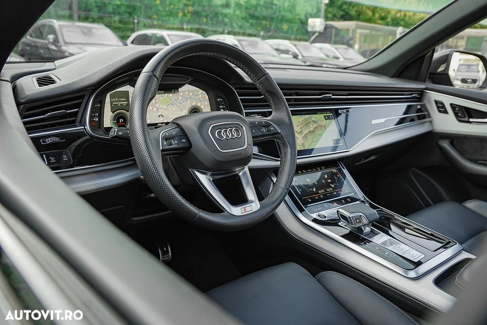 Audi Q8 60 TFSIe quattro tiptronic competition plus - 24