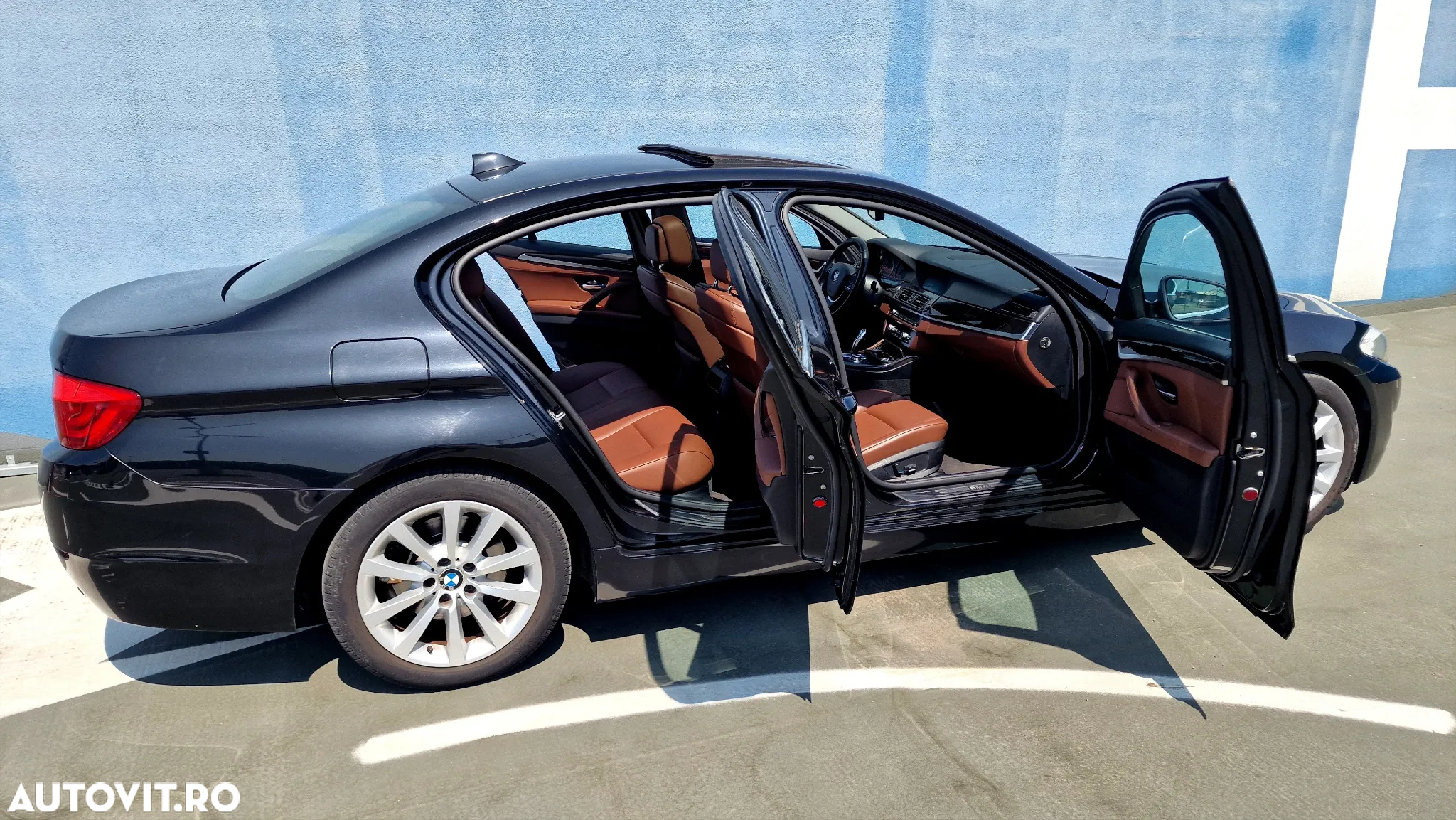 BMW Seria 5 520d Aut. Luxury Line - 3