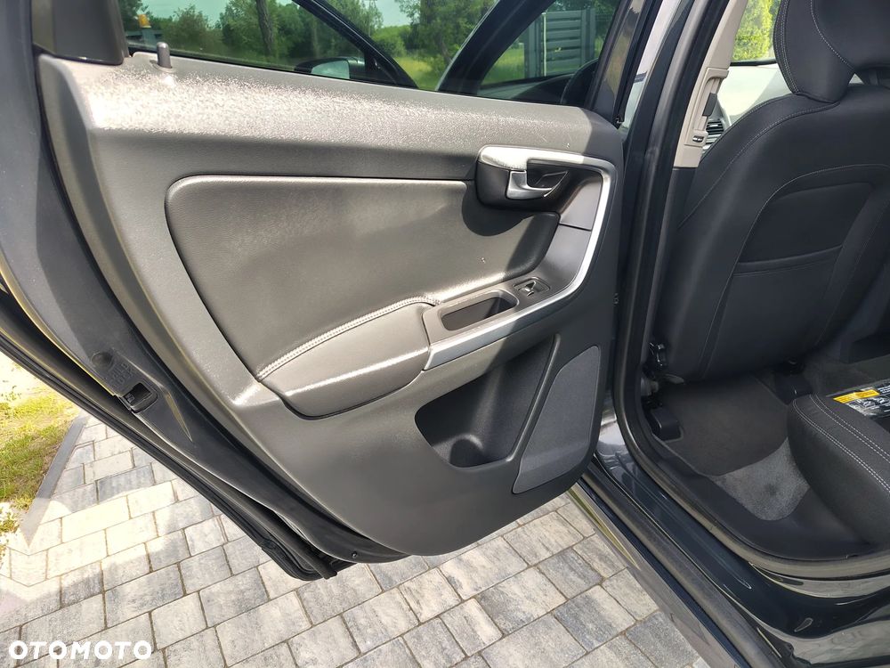 Volvo XC 60 - 11
