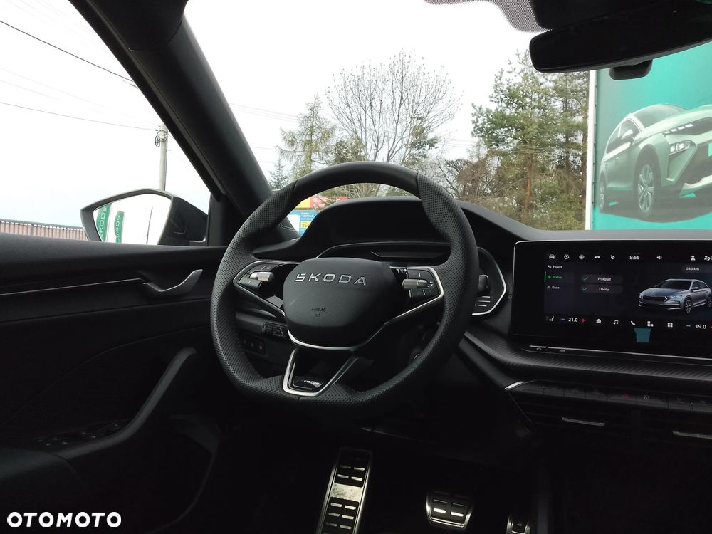 Skoda Octavia 2.0 TDI Sportline DSG - 7