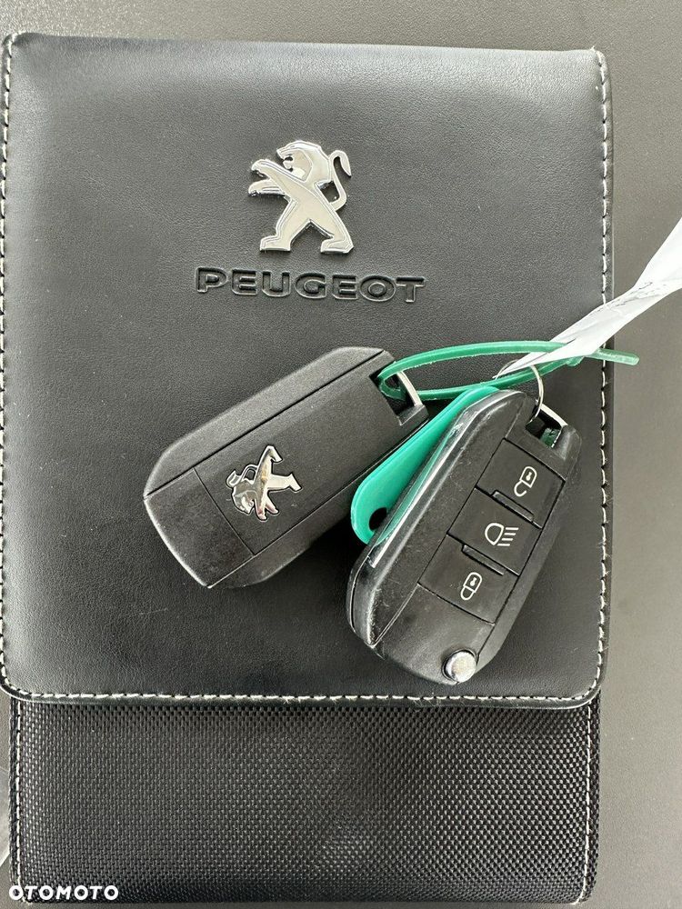 Peugeot 308 1.2 PureTech Allure S&S - 39
