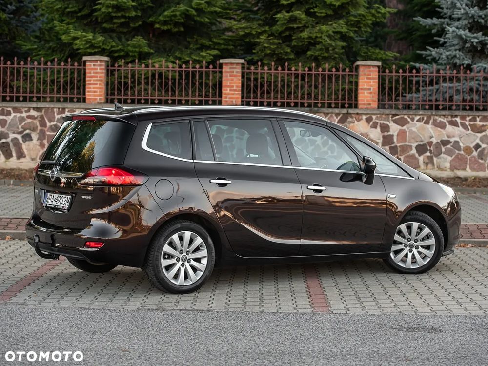 Opel Zafira - 16