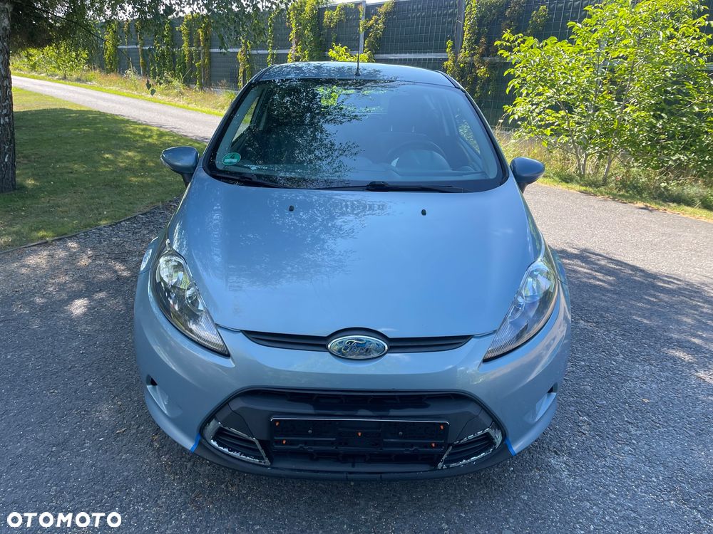 Ford Fiesta - 8
