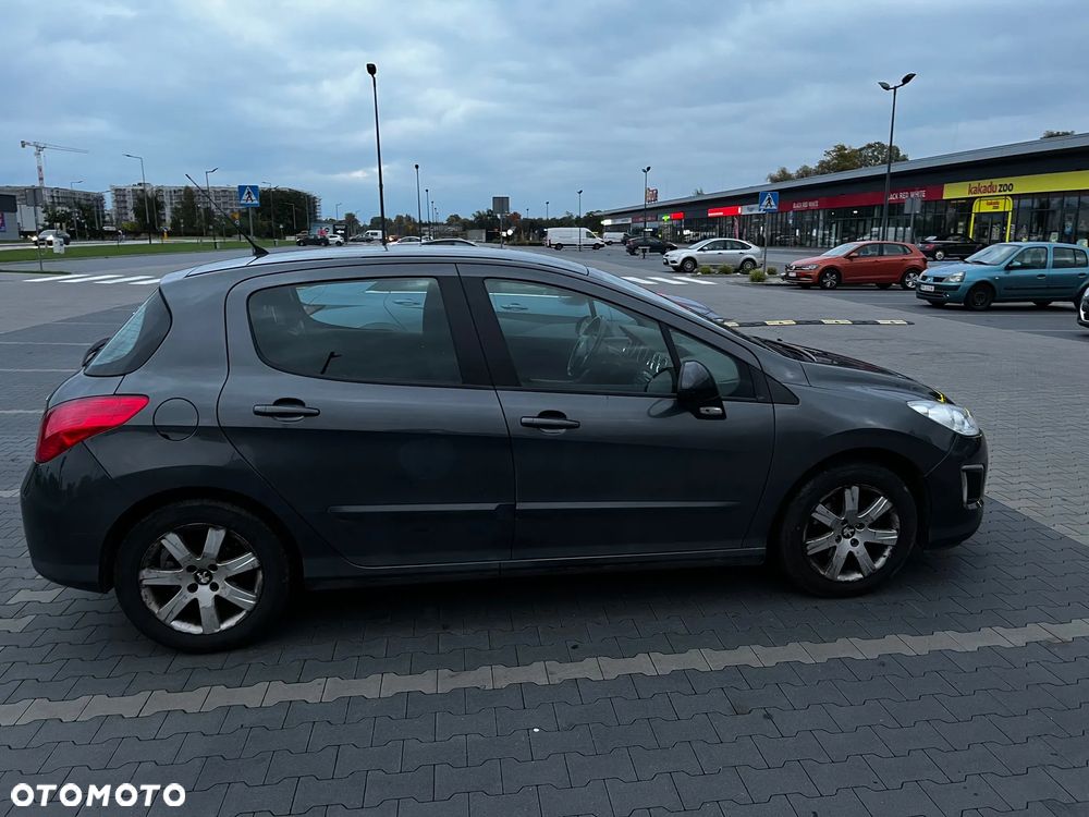 Peugeot 308 1.6 Premium - 2