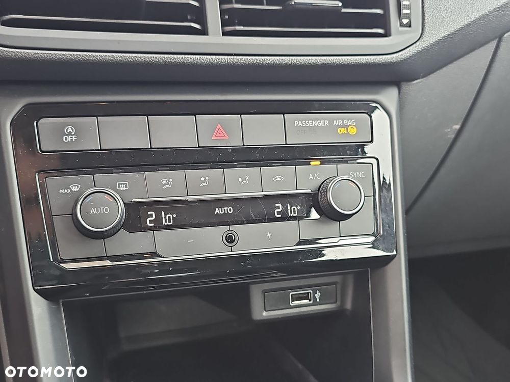 Volkswagen T-Cross 1.0 TSI Life - 21