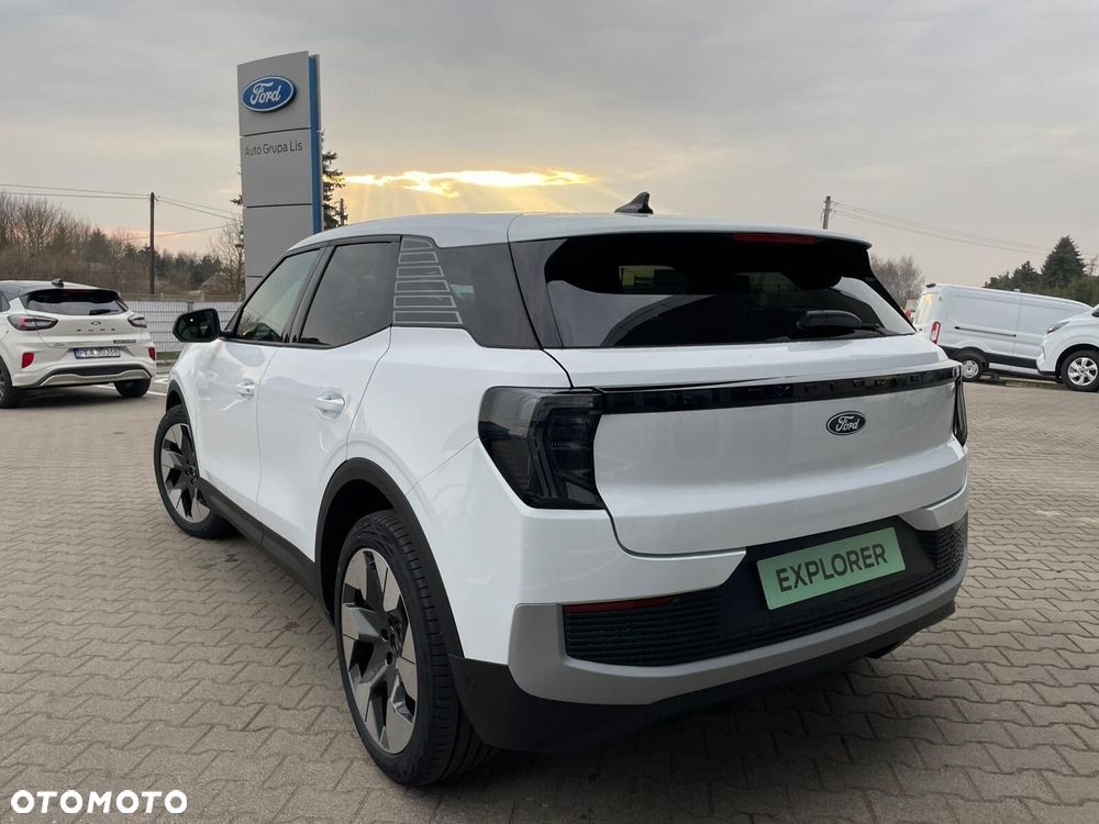 Ford Explorer - 9
