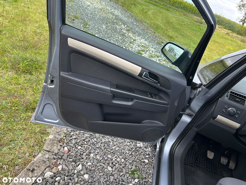 Opel Zafira 1.6 Edition - 25