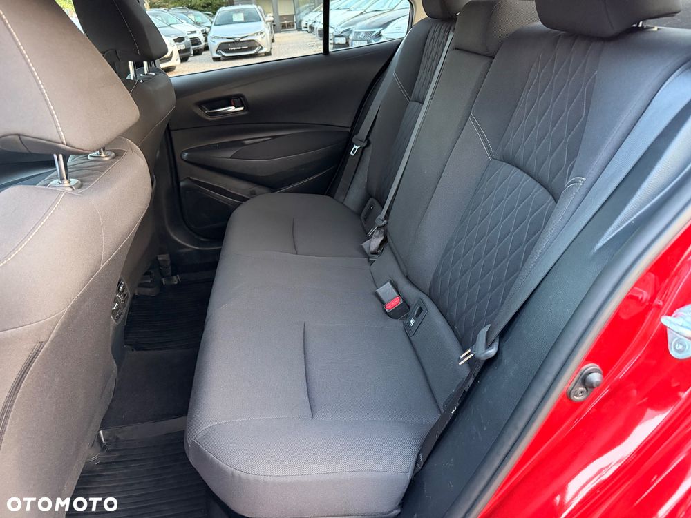 Toyota Corolla 1.8 Hybrid Club - 30