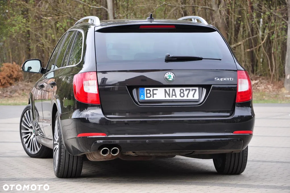 Skoda Superb 2.0 TDI L&K DSG - 21