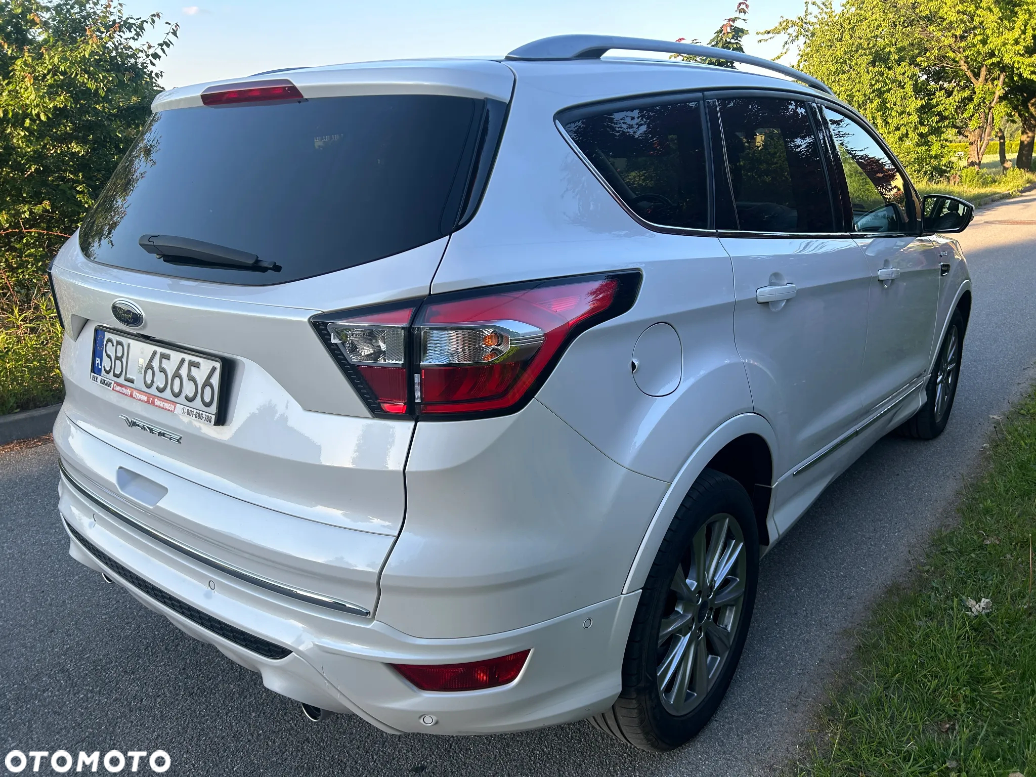 Ford Kuga Vignale 2.0 TDCi AWD - 6