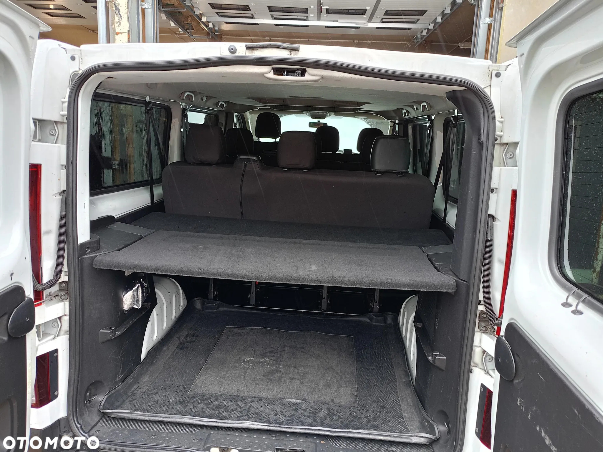 Renault Trafic - 14