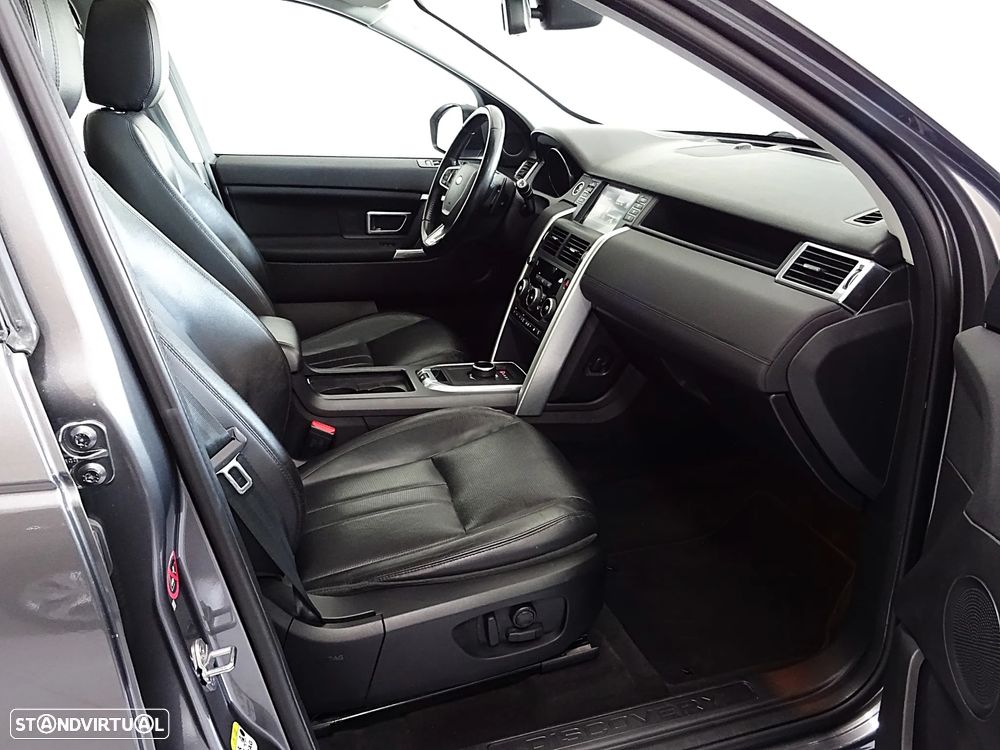 Land Rover Discovery Sport TD4 Aut. Sky View - 9