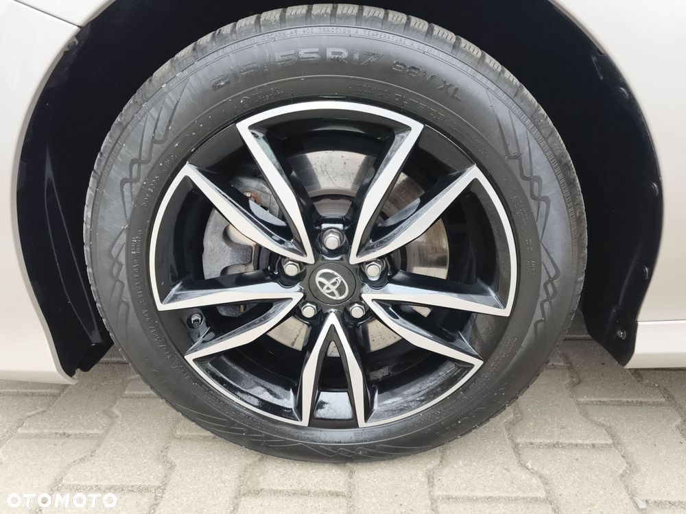 Toyota Camry 2.5 Hybrid Executive CVT - 16