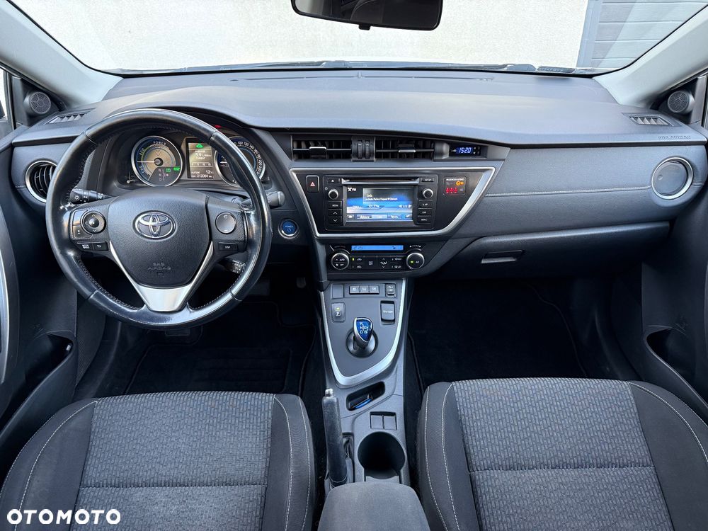 Toyota Auris 1.8 HSD Luna - 22