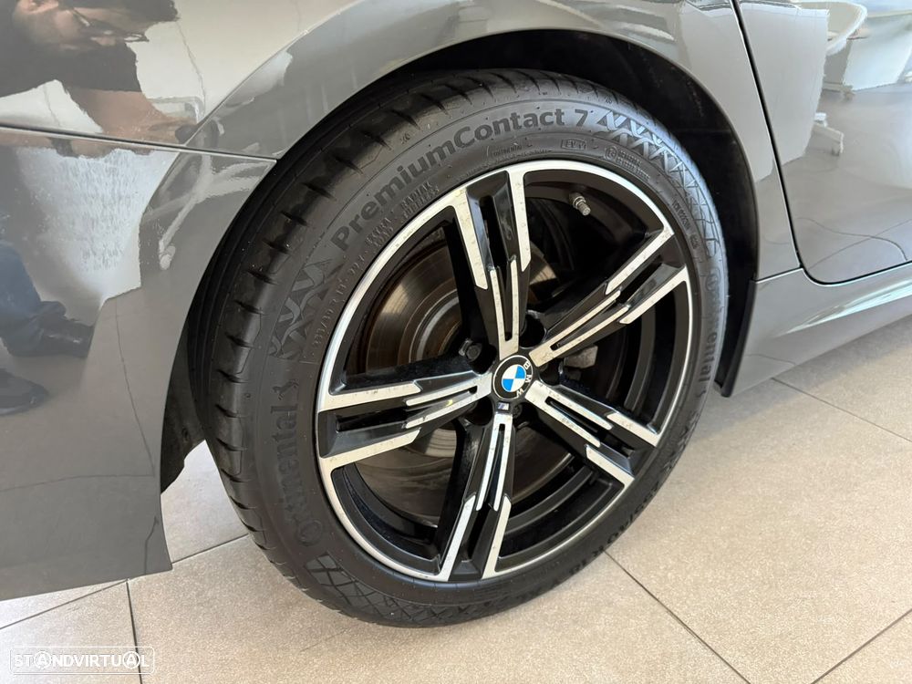 BMW 320 d Pack Desportivo M Auto - 15