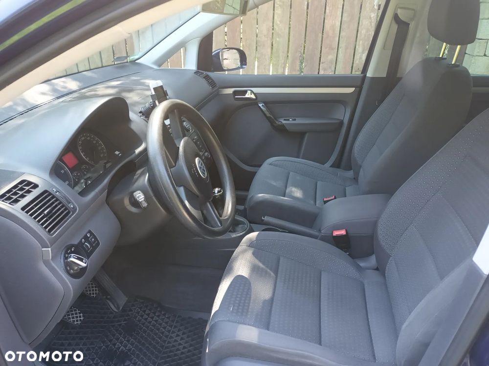 Volkswagen Touran 2.0 TDI Highline - 7