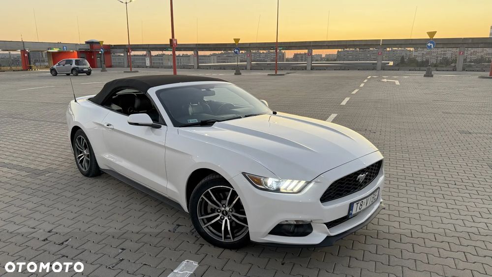 Ford Mustang Cabrio 2.3 Eco Boost - 24