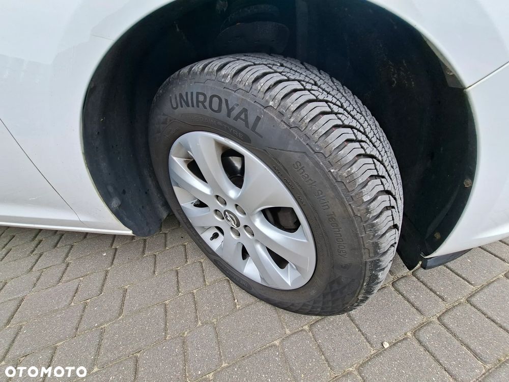 Opel Astra - 8