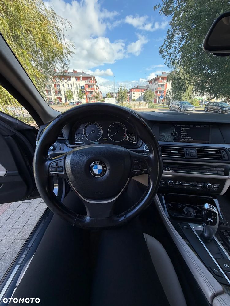 BMW Seria 5 520d - 26