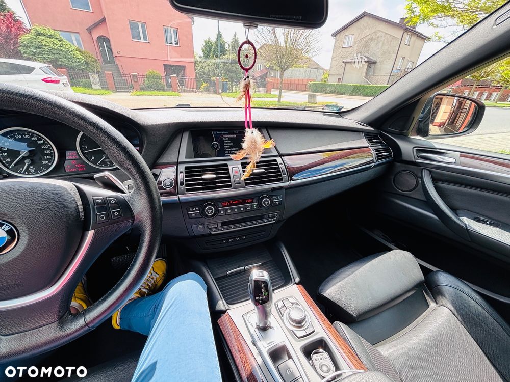 BMW X6 - 8