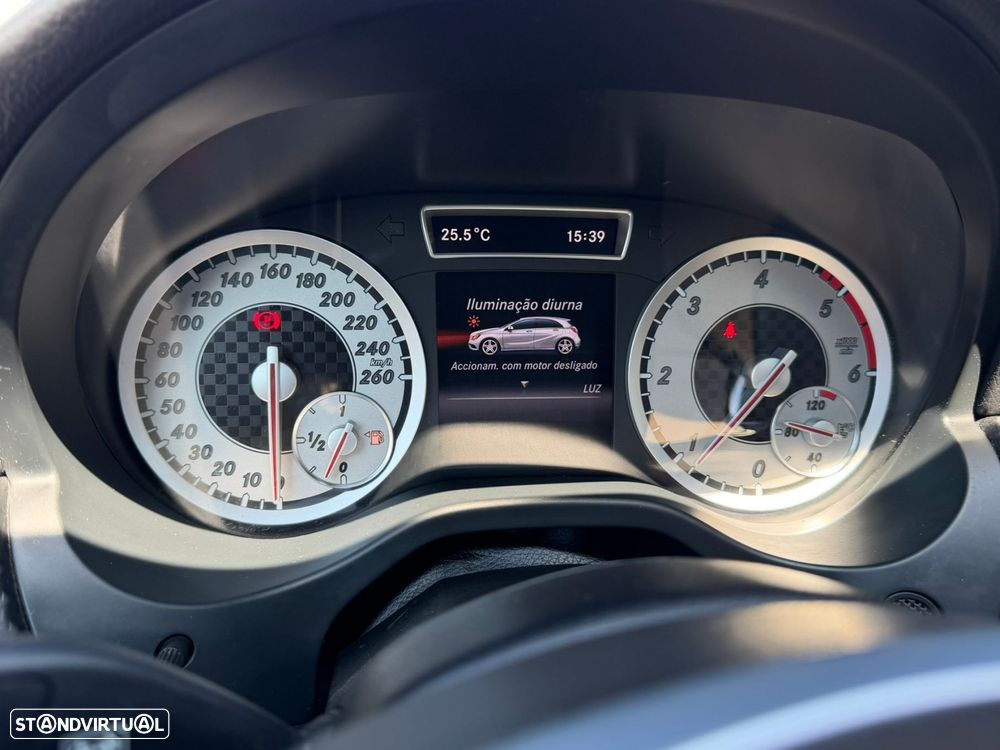Mercedes-Benz A 180 CDI BE AMG Line - 30