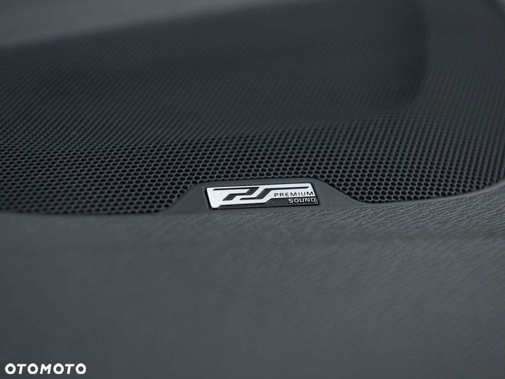 Volvo V60 T6 AWD R-Design - 30