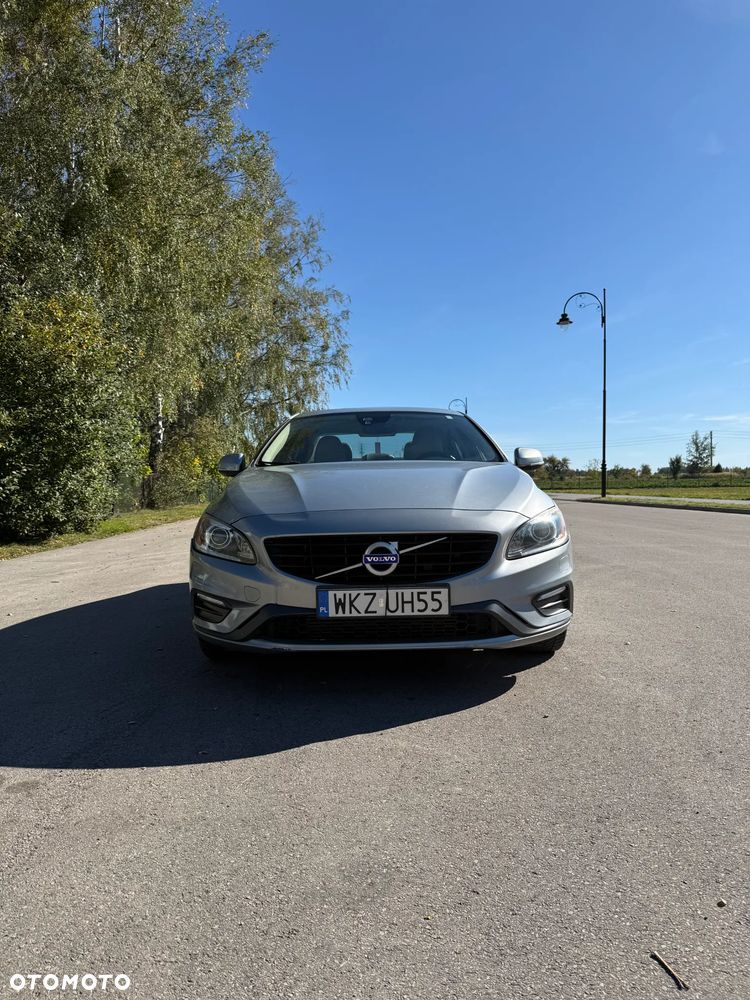 Volvo S60 - 1