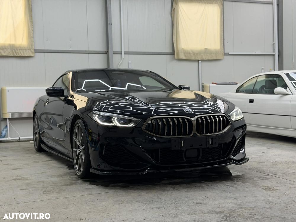 BMW M8 M850i xDrive - 2