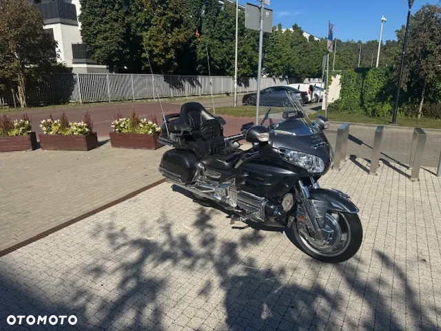 Honda GL - 7