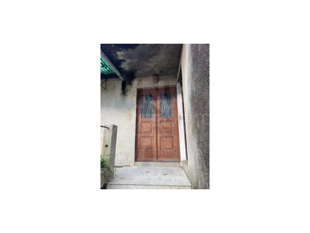 Moradia T3 para Restauro em Prado, Melgaço - Grande imagem: 2/13