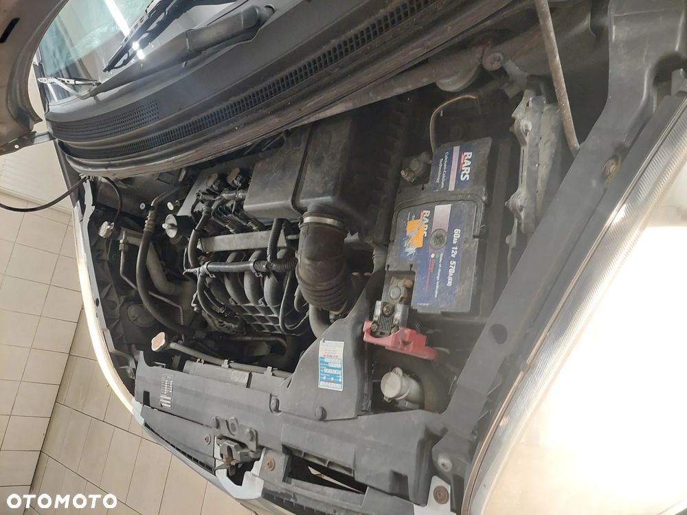 Mitsubishi Colt 1.5 - 11
