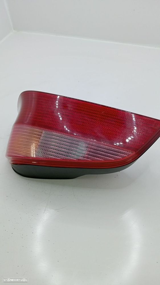 Farolim Stop Dto Peugeot 106 Ii (1A_, 1C_) - 5