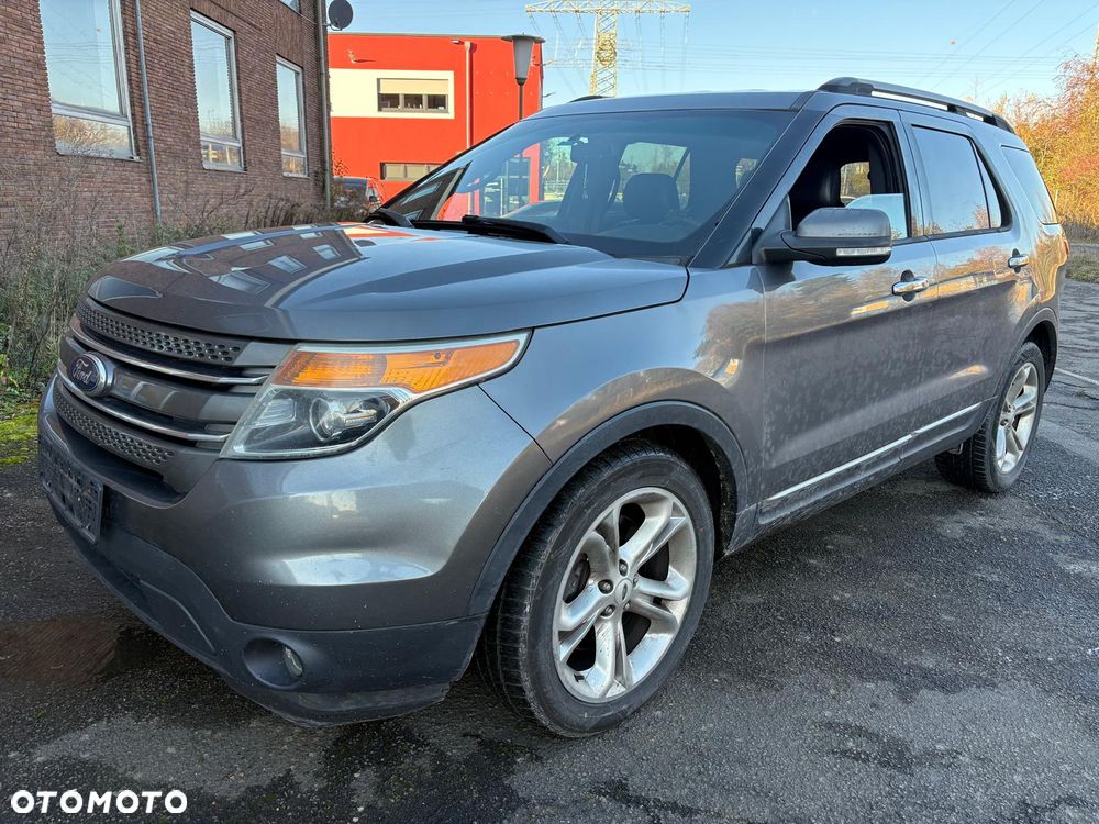Ford Explorer - 1