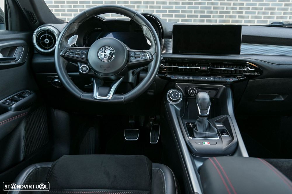Alfa Romeo Tonale 1.5 Hybrid Edizione Speciale - 11
