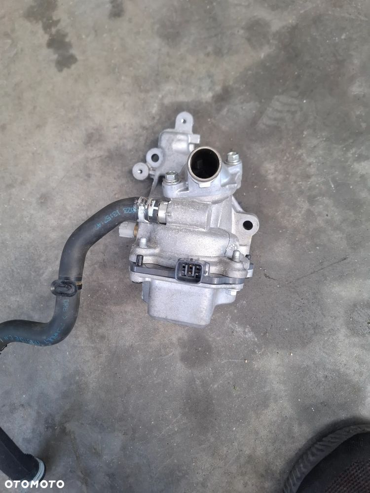 Renault Clio V 1.6 hybryda pompa wody 0810105940105 - 2