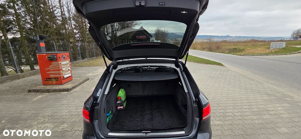 Audi A4 Avant 3.0 TDI quattro S tronic - 9