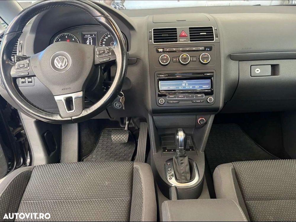 Volkswagen Touran 1.6 TDI DPF BlueMotion Technology DSG Cup - 25