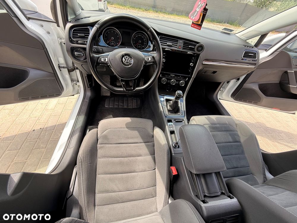 Volkswagen Golf 1.5 TSI ACT OPF Highline - 11