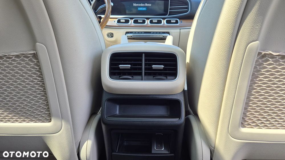 Mercedes-Benz GLE - 22