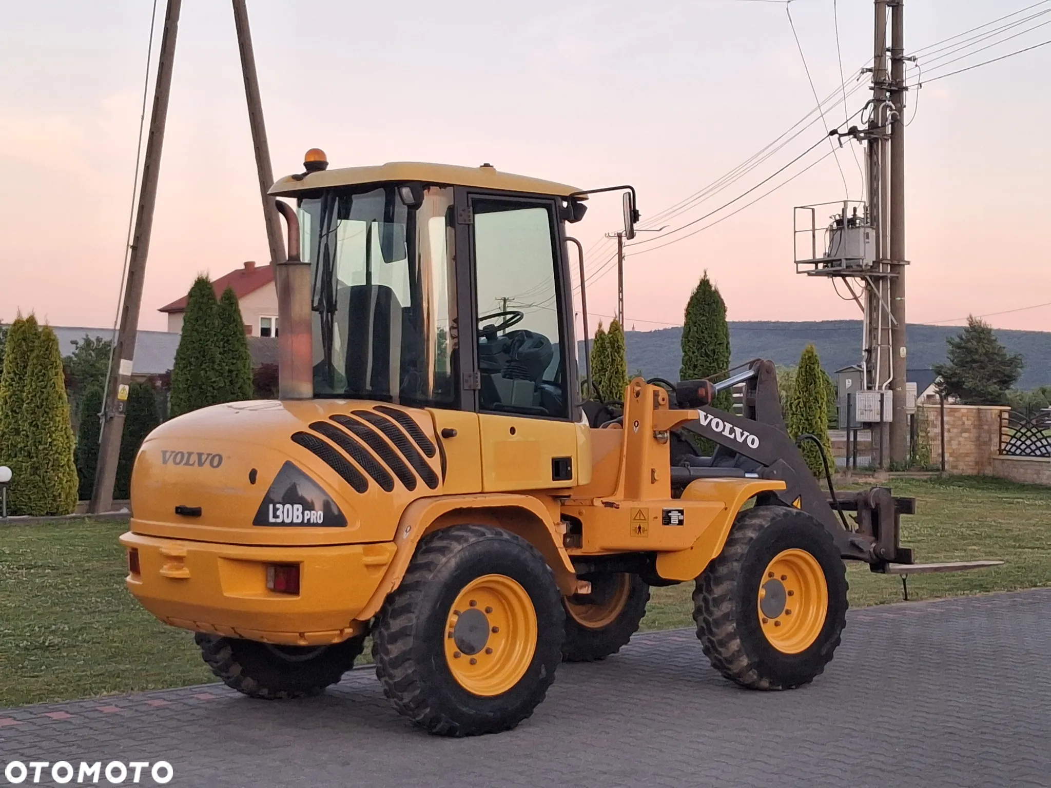 Volvo L30B  Maszyna sprowadzona  5200Mth - 8