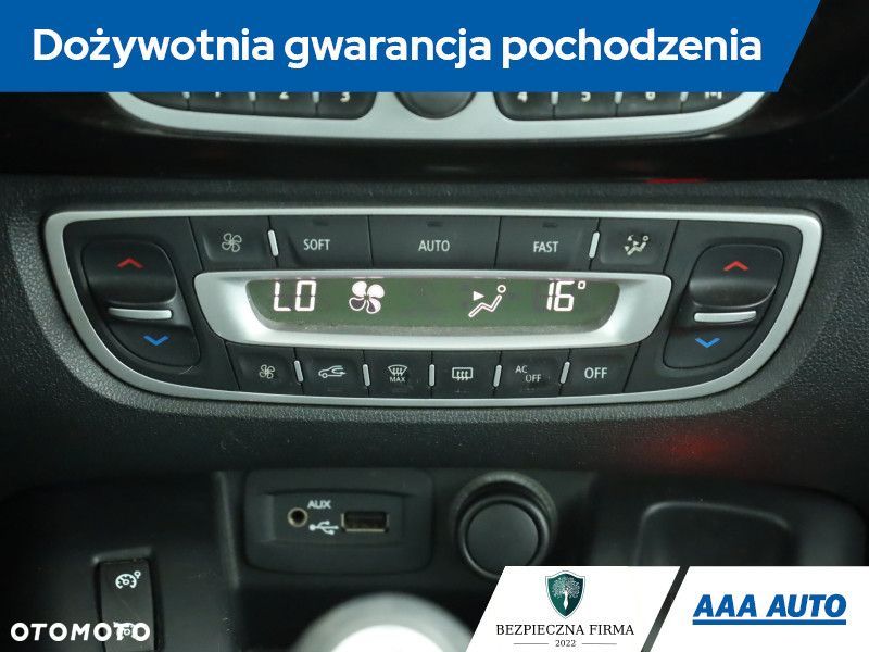 Renault Grand Scenic - 11