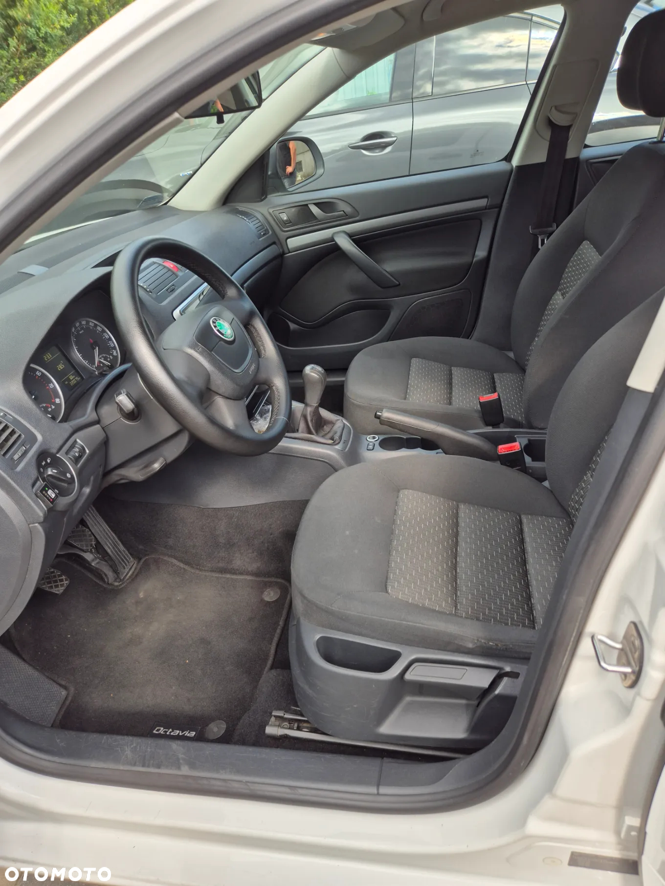 Skoda Octavia 1.6 - 11