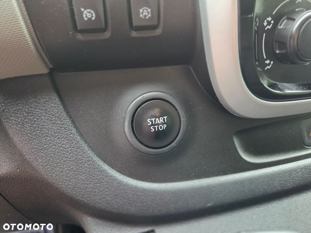 Renault Trafic - 15
