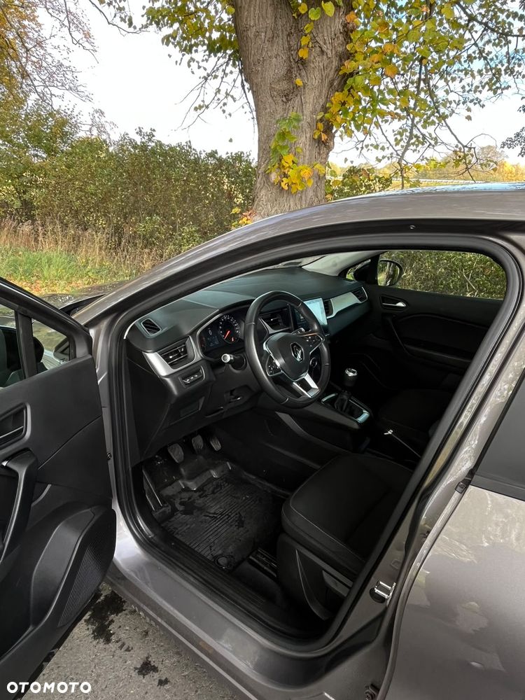Renault Captur - 19